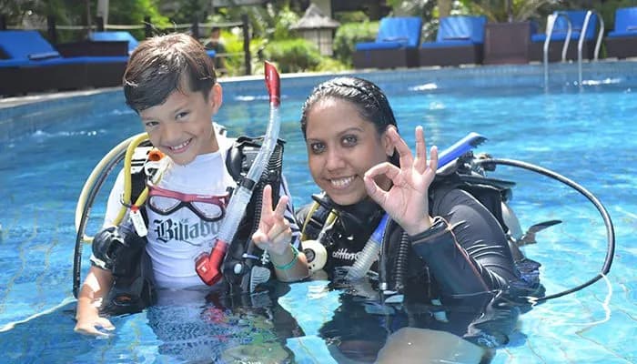 Lembeh dive guide and marine biologist: Dimpy