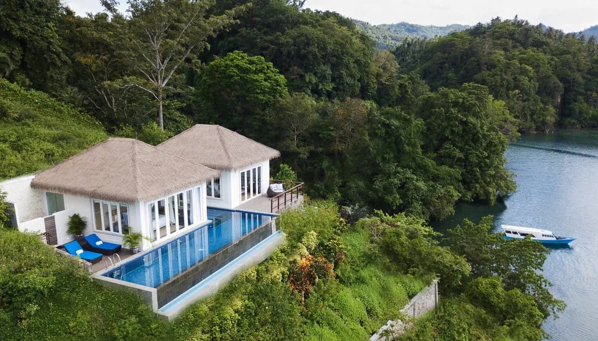 Cliffside suite Lembeh